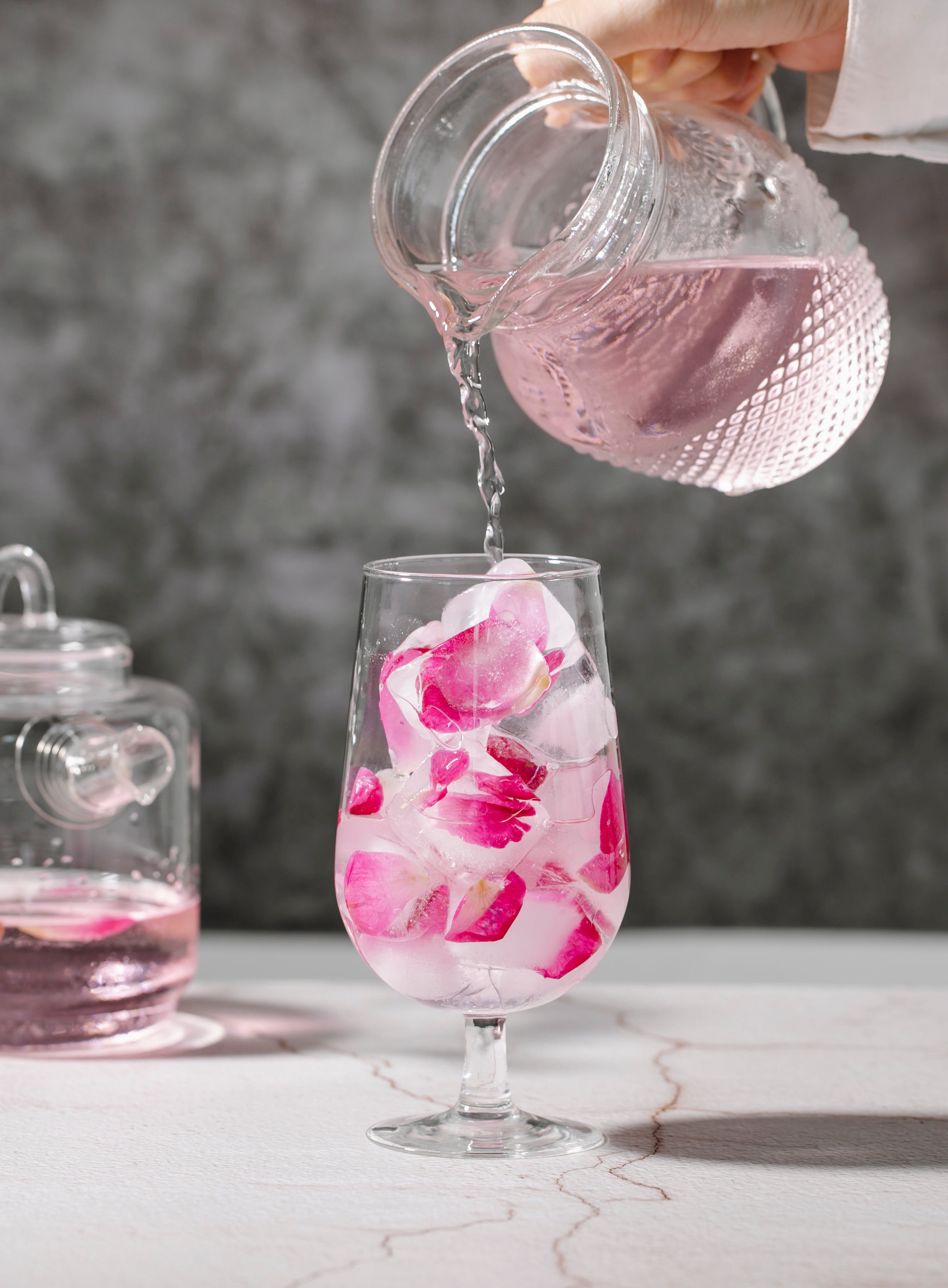 Master The Rhubarb and Rose Gin fizz